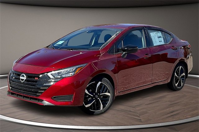 New 2025 Nissan Versa SR