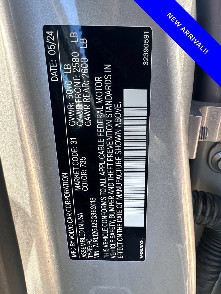 Certified 2025 Volvo S60 B5 Core AWD/4WD image 13