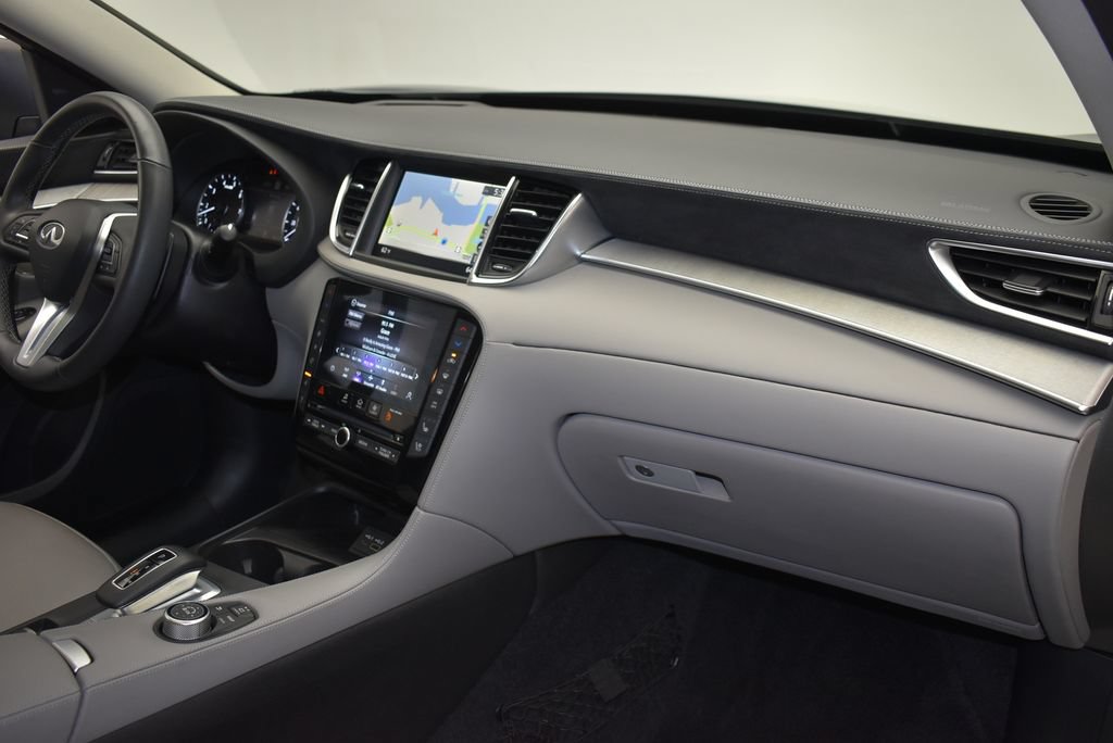 Used 2023 INFINITI QX50 Sensory w/ Accent Package AWD/4WD image 30