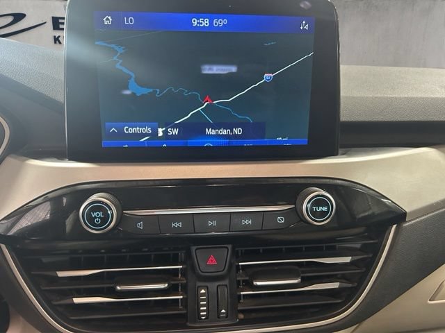 Used 2020 Ford Escape SEL AWD/4WD image 3