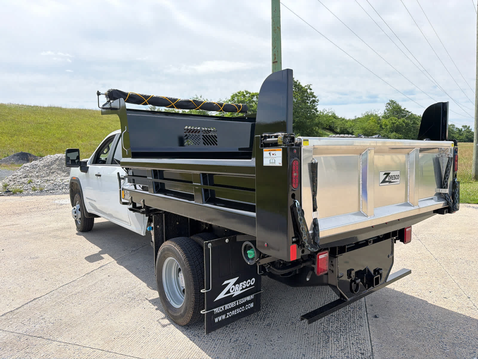 New 2026 GMC Sierra 3500 Pro w/ Convenience Package AWD/4WD image 4