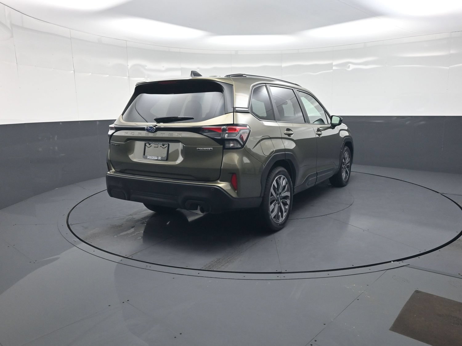 Used 2025 Subaru Forester Touring AWD/4WD image 3