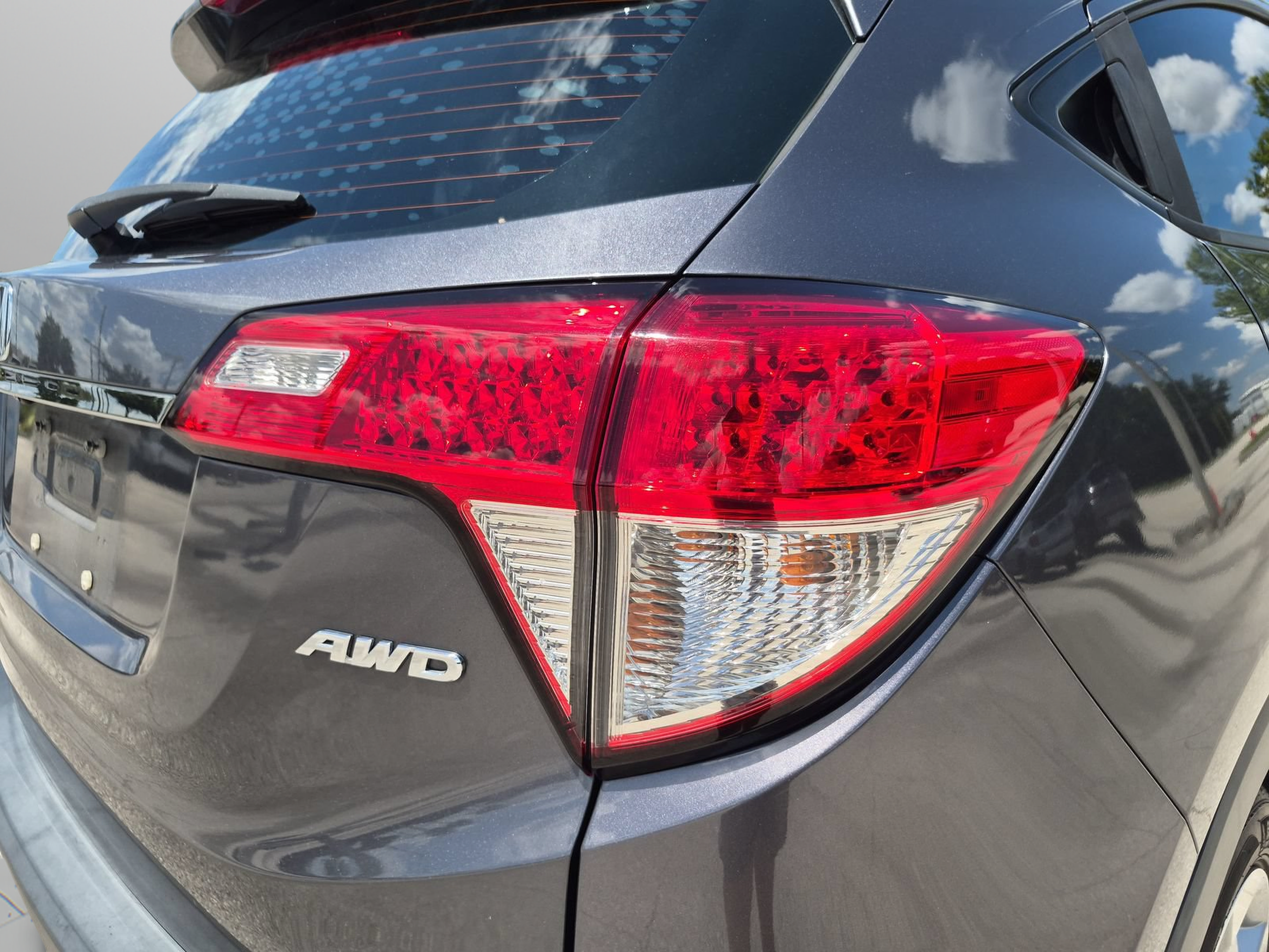 Certified 2020 Honda HR-V LX image 30