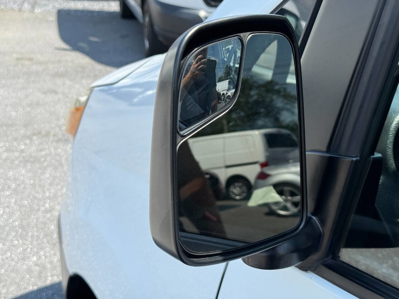 Used 2016 Chevrolet City Express LT image 37