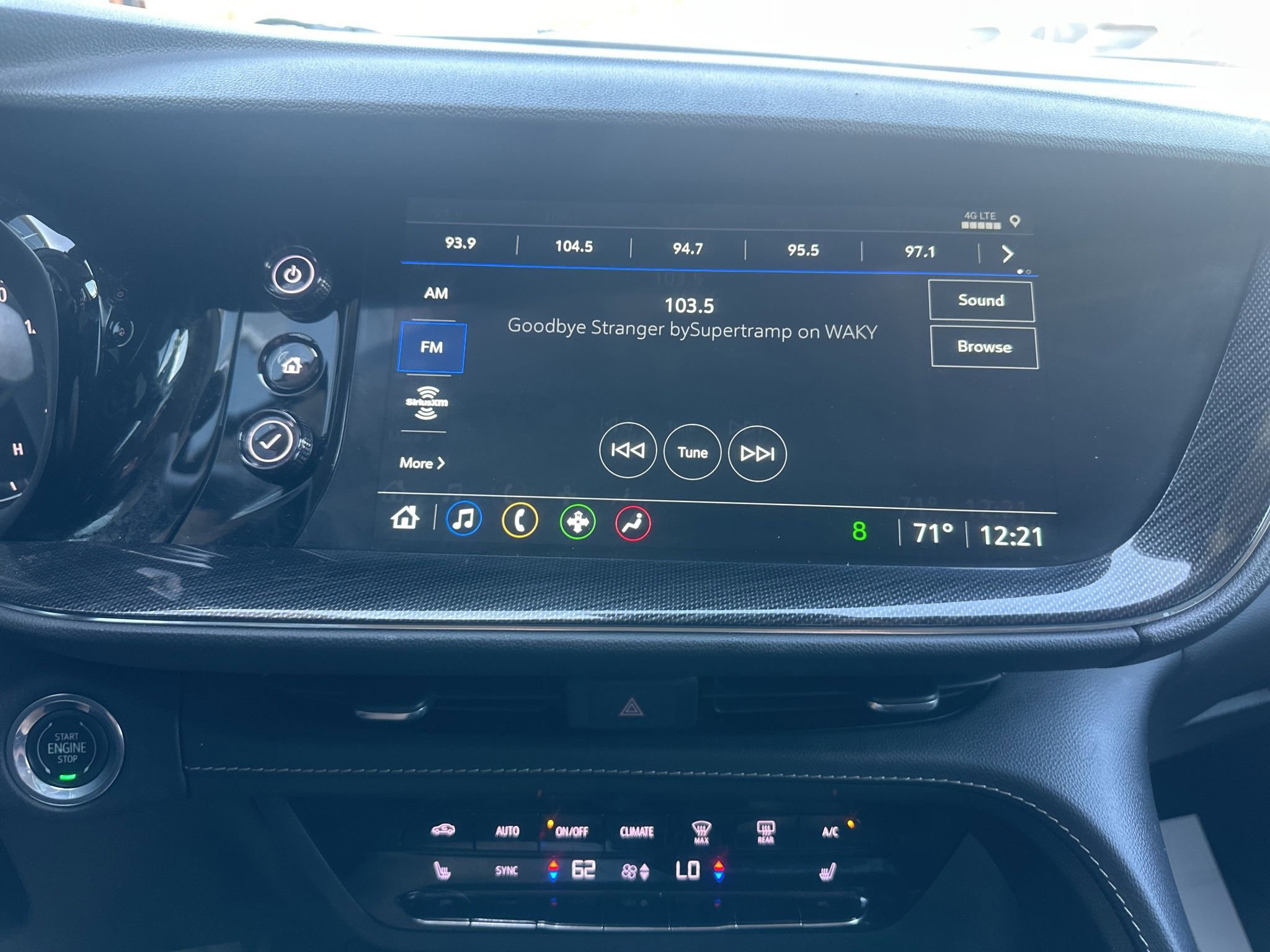 Used 2022 Buick Envision Preferred FWD image 30