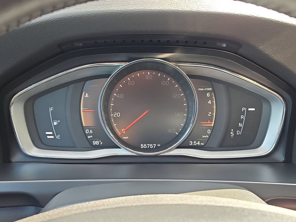 Used 2018 Volvo V60 T5 Cross Country w/ Convenience Package AWD/4WD image 32