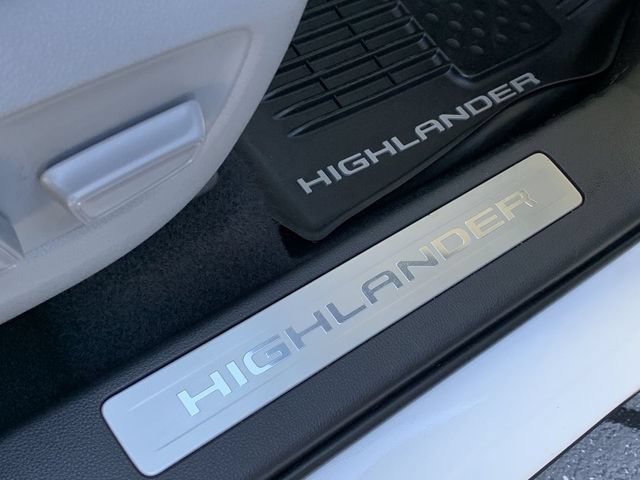 Used 2020 Toyota Highlander Limited AWD/4WD image 15