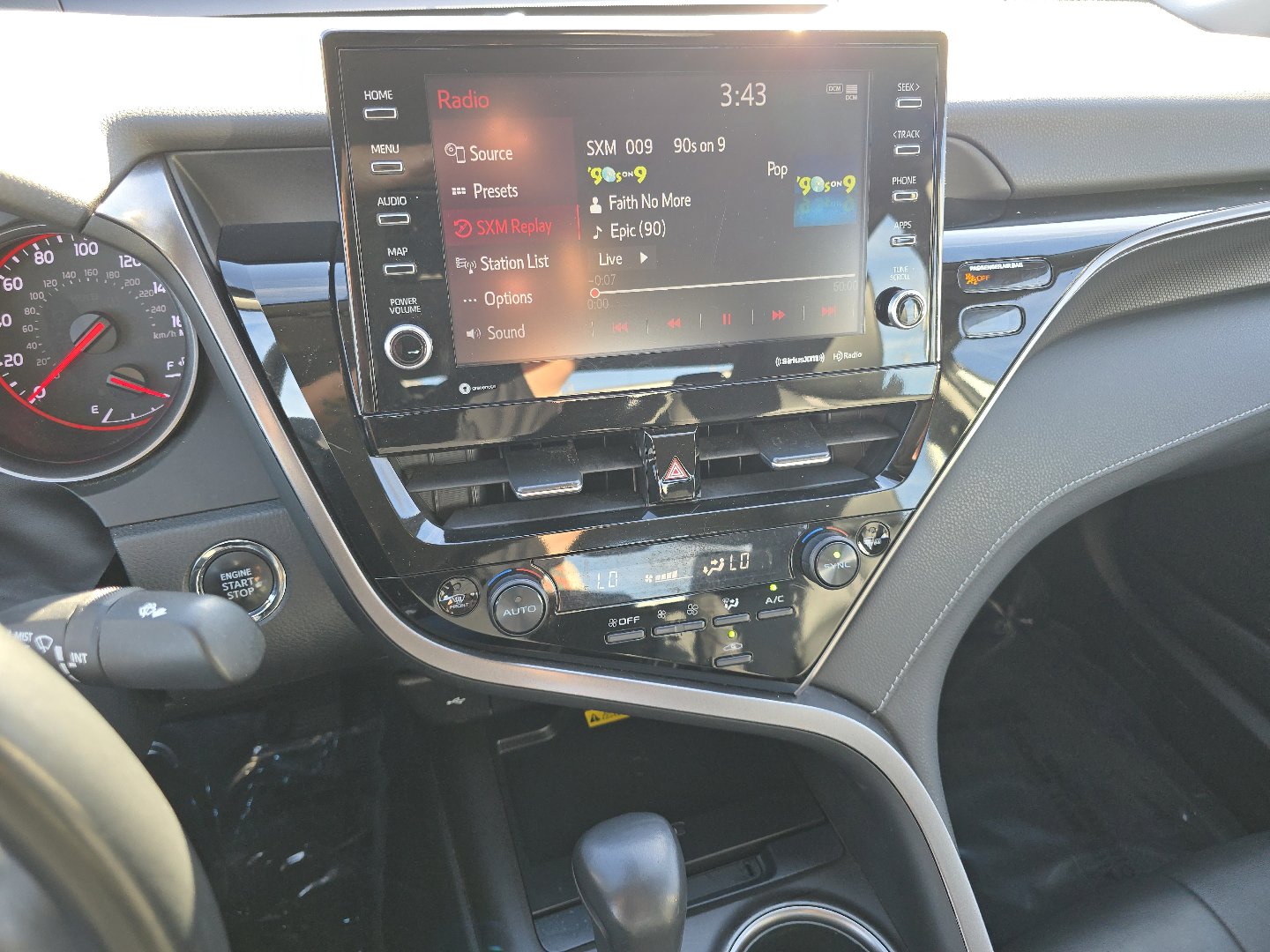 Used 2023 Toyota Camry XSE image 36