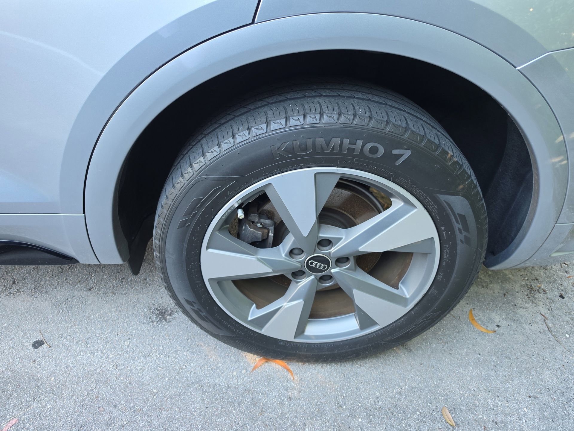 Certified 2024 Audi Q5 Premium AWD/4WD image 8