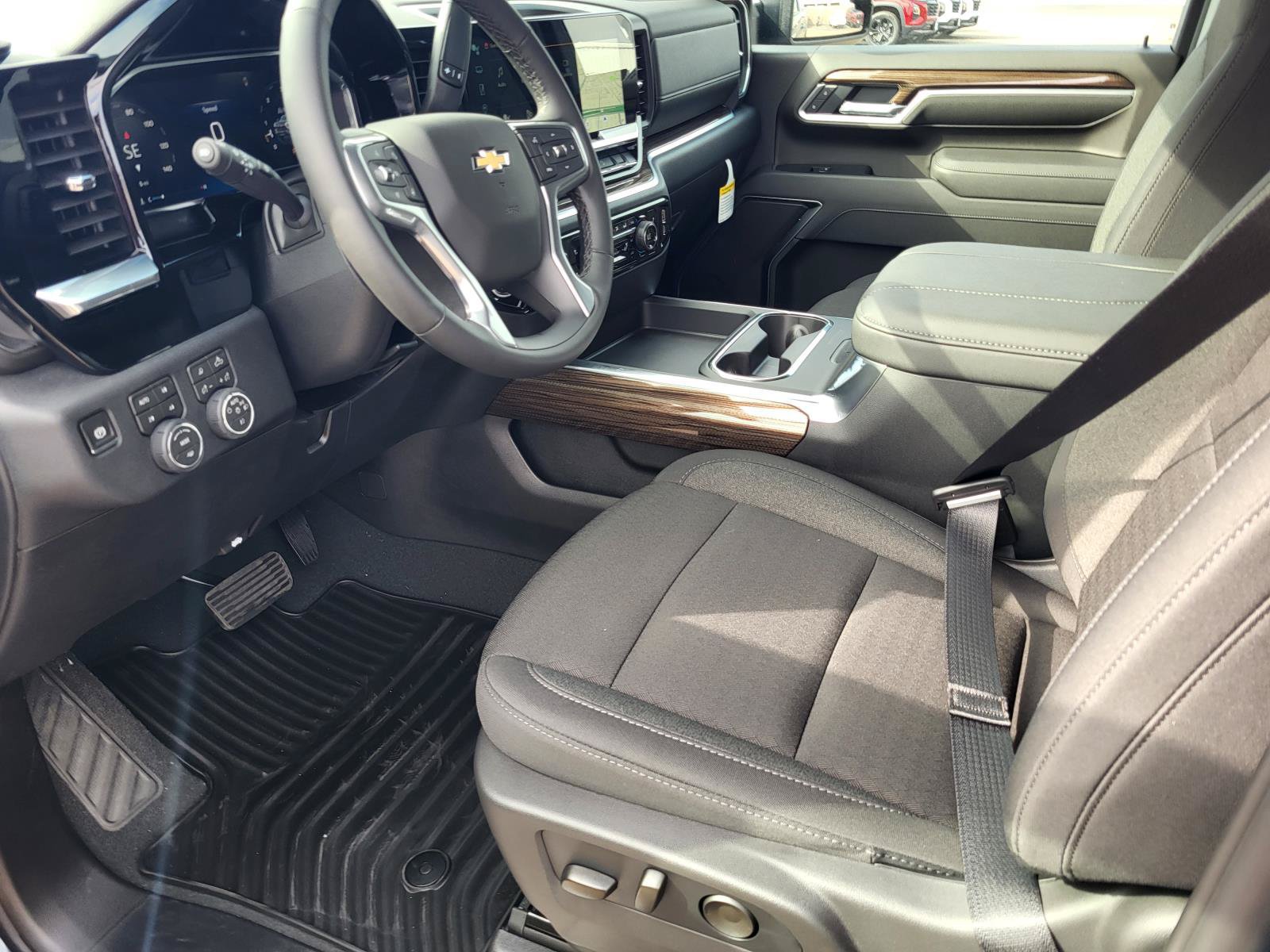 New 2026 Chevrolet Silverado 2500 LT AWD/4WD image 14