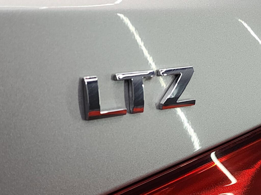 Used 2015 Chevrolet Cruze LTZ image 24