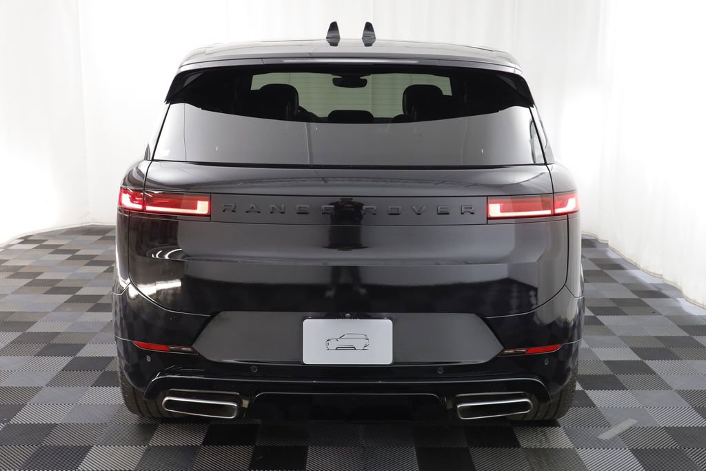 Used 2023 Land Rover Range Rover Sport SE Dynamic image 17