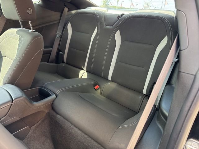 Used 2018 Chevrolet Camaro LT RWD image 21