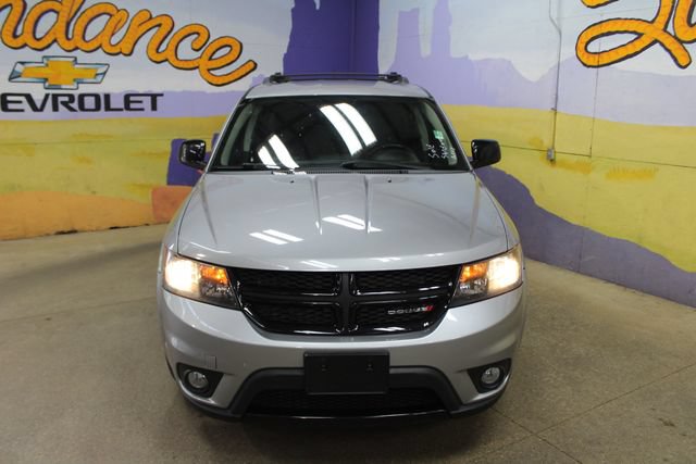 Used 2016 Dodge Journey SXT w/ Blacktop Package FWD image 3