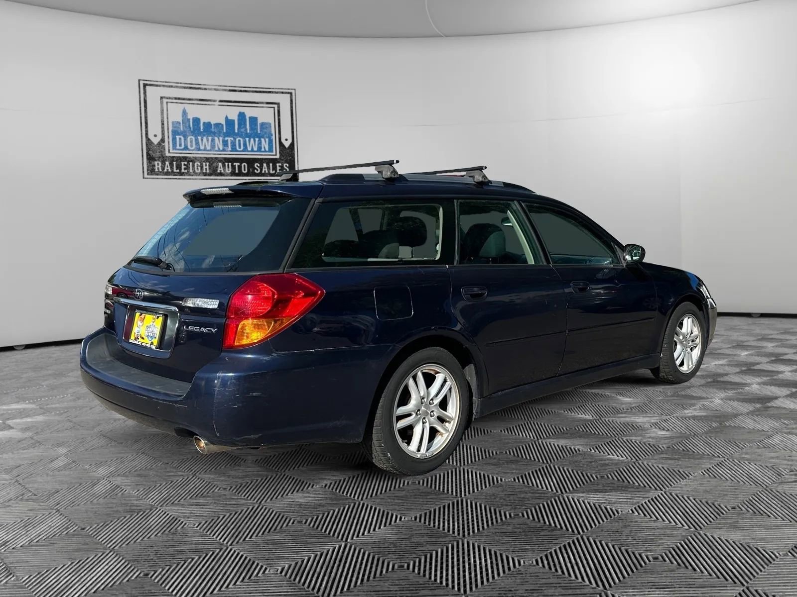 Used 2005 Subaru Legacy 2.5i AWD/4WD image 6