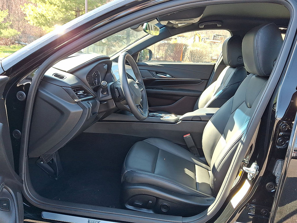Used 2024 Cadillac CT4 Luxury RWD image 14
