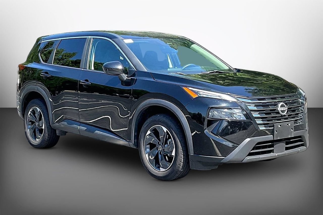 Used 2024 Nissan Rogue SV
