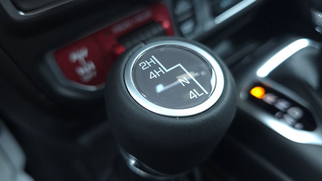 New 2026 Jeep Gladiator Mojave AWD/4WD image 37