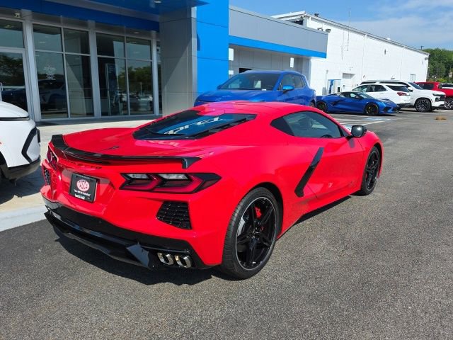 Used 2022 Chevrolet Corvette Stingray Coupe w/ 1LT RWD image 7