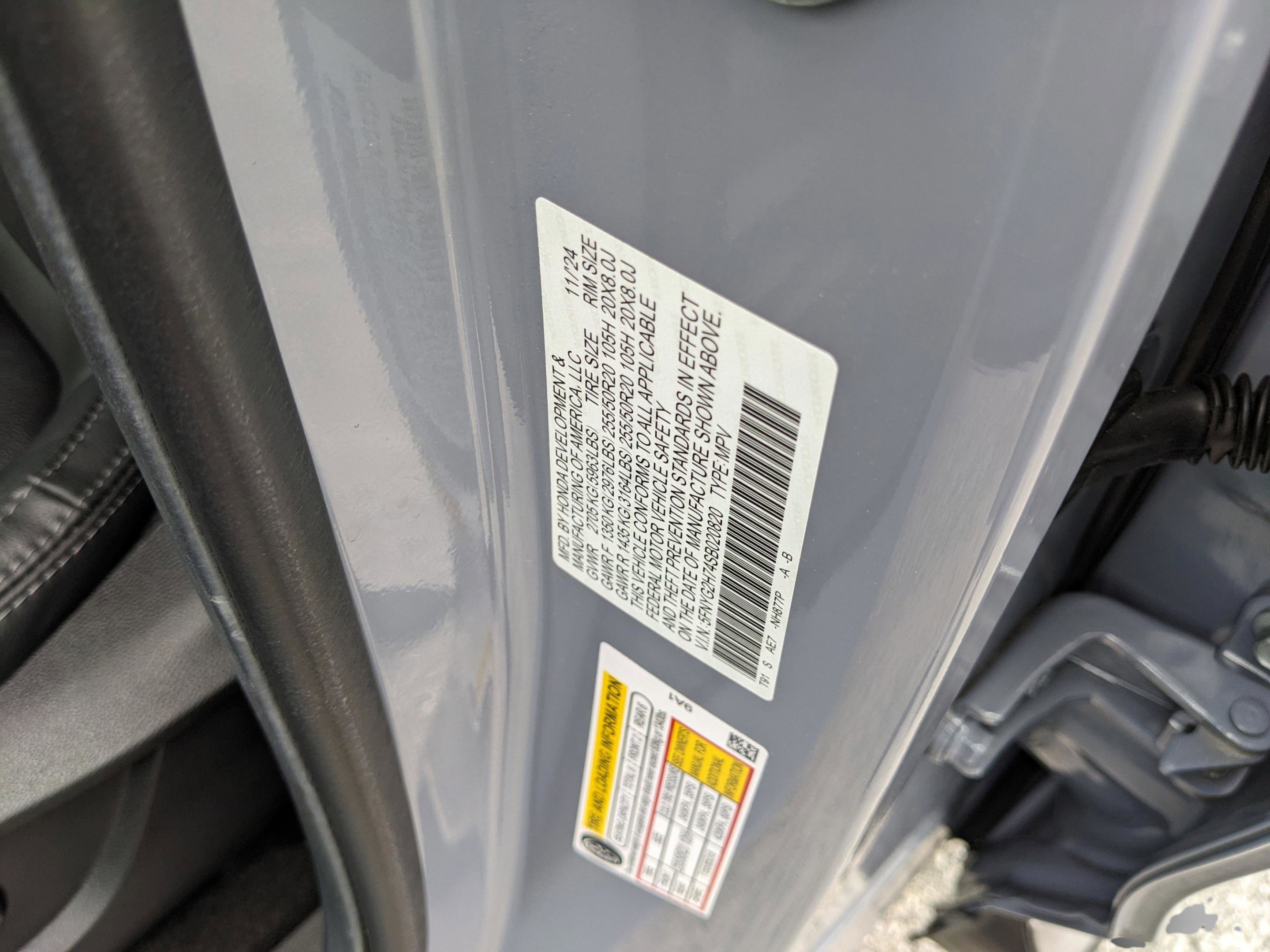 Used 2025 Honda Pilot Touring image 42