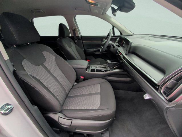 New 2026 Kia Sorento LX FWD image 23