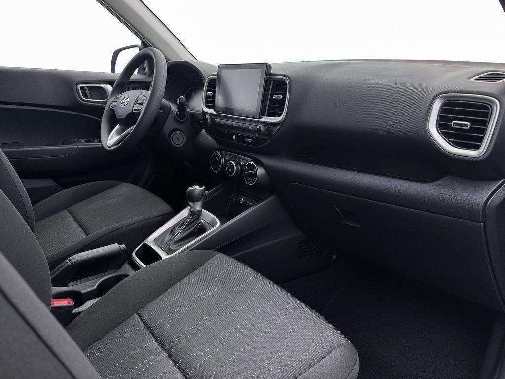 New 2026 Hyundai Venue SE FWD image 15