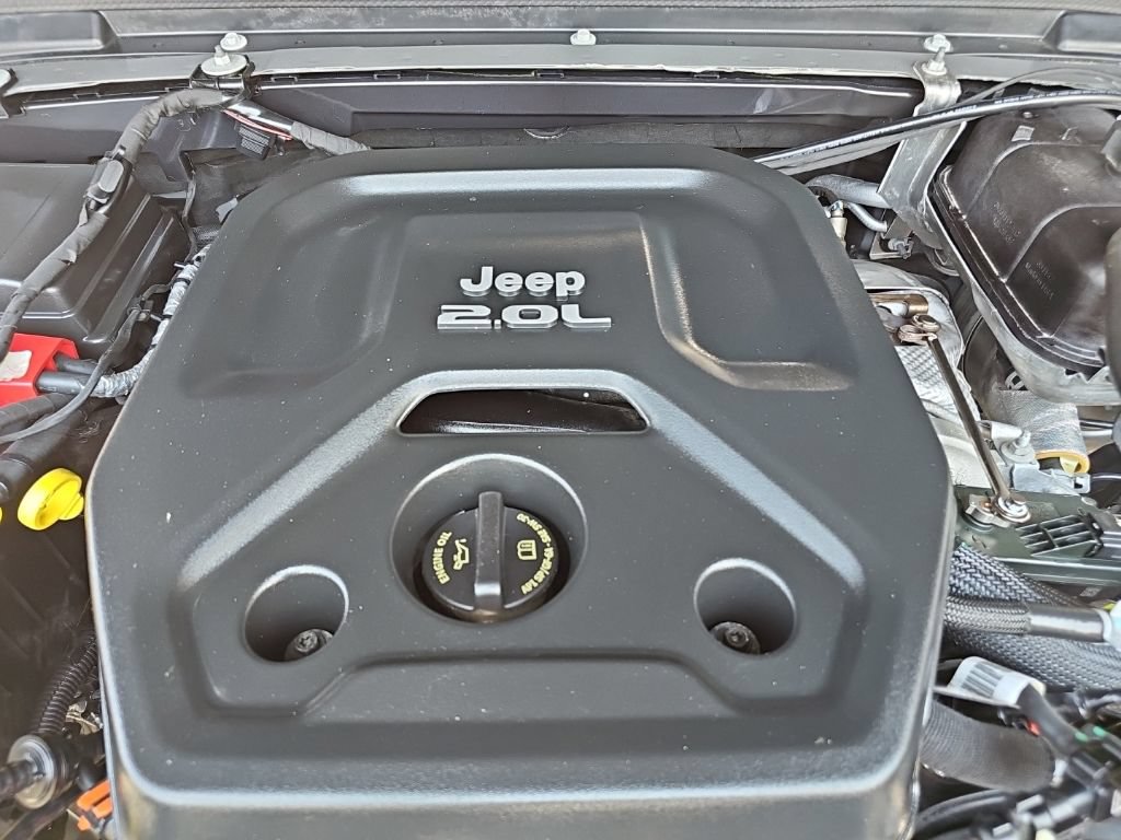 Used 2021 Jeep Wrangler Rubicon AWD/4WD image 35
