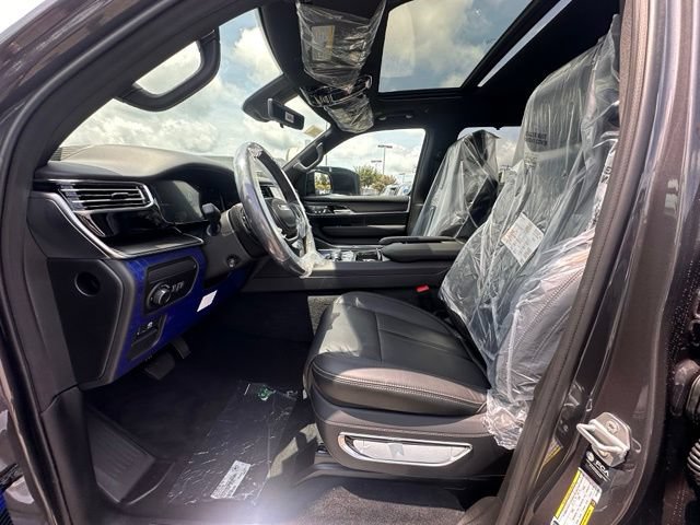 New 2026 Jeep Grand Wagoneer Summit w/ Premium Group III AWD/4WD image 23