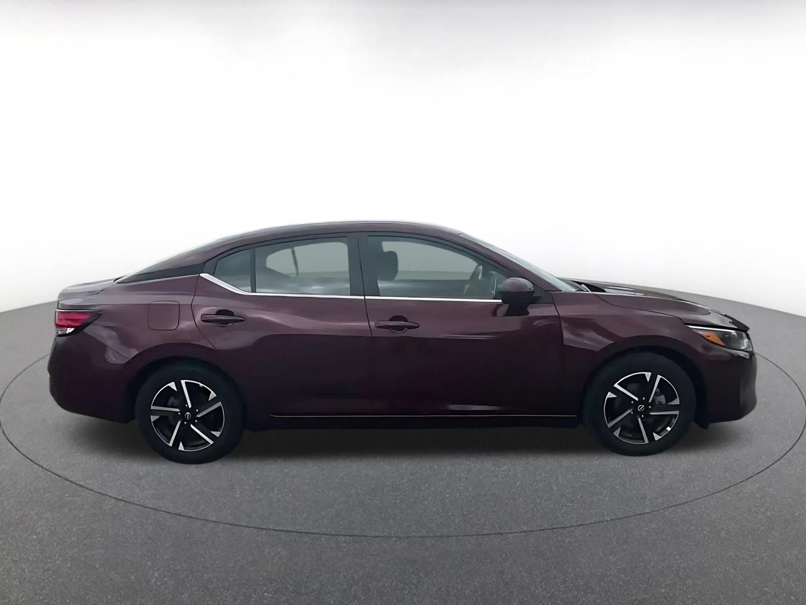 Used 2025 Nissan Sentra SV FWD image 15