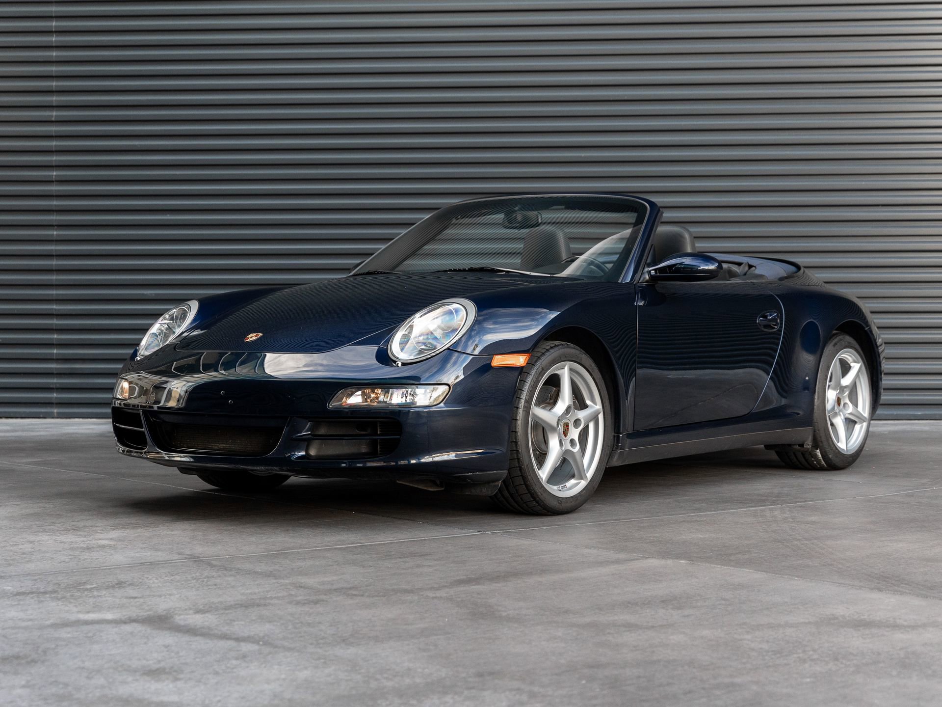 Used 2006 Porsche 911 Carrera 4 AWD/4WD image 1