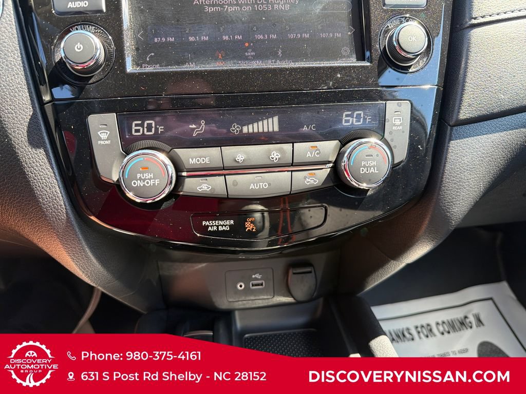 Certified 2019 Nissan Rogue SV w/ Premium Package FWD image 19