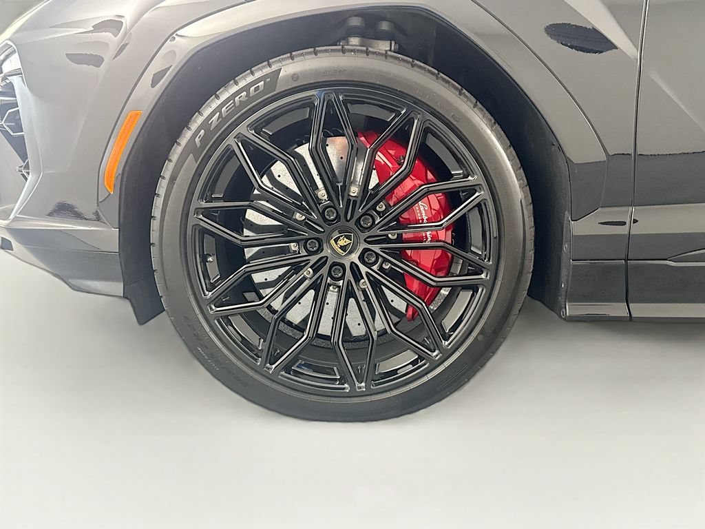 Used 2026 Lamborghini Urus S AWD/4WD image 34