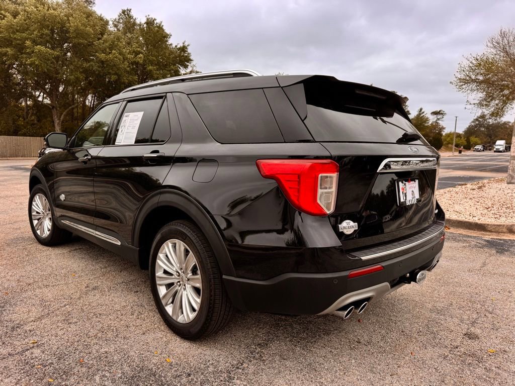 Used 2021 Ford Explorer King Ranch w/ Premium Technology Package image 6