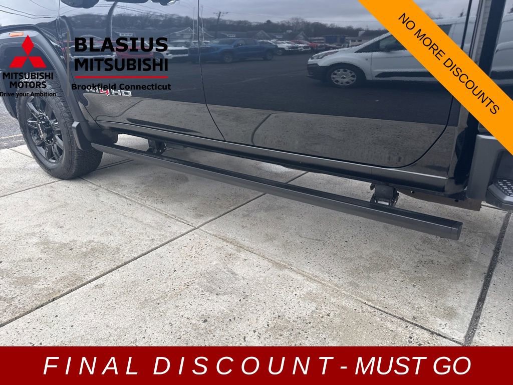 Used 2025 GMC Sierra 2500 AT4 w/ AT4 Premium Plus Package image 58