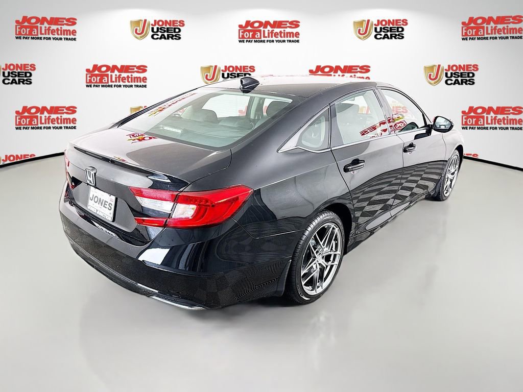 Used 2018 Honda Accord LX image 14