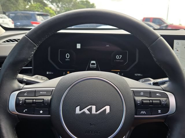 Used 2025 Kia K5 EX FWD image 22