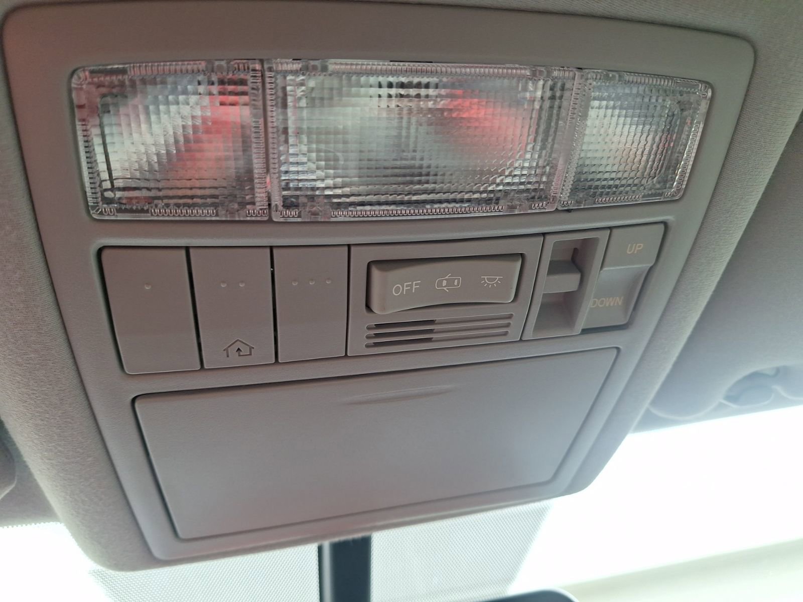 Used 2015 Toyota Venza XLE w/ XLE Premium Package image 29