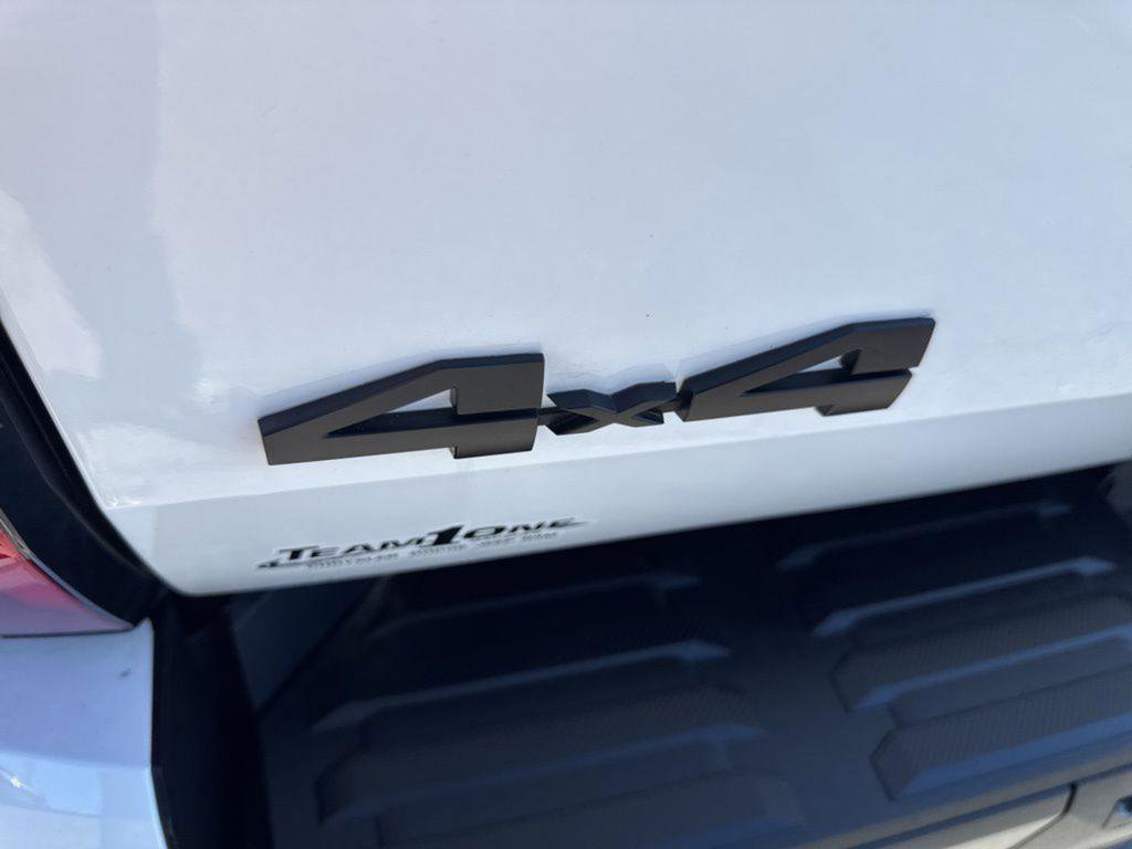 Used 2024 Toyota Tundra Limited w/ TRD Off-Road Package image 31