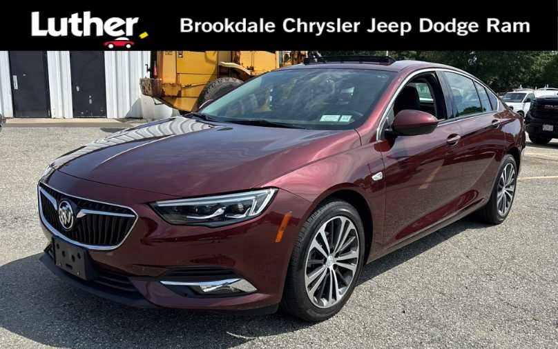 Used 2019 Buick Regal Essence w/ Driver Confidence Package I FWD video 1