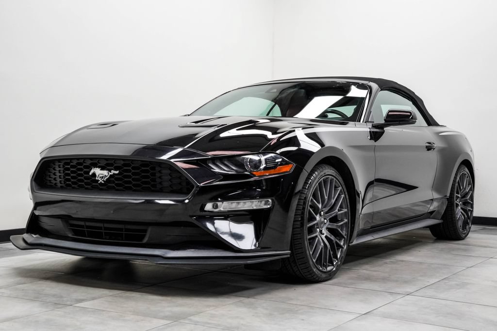 Used 2019 Ford Mustang Premium w/ Equipment Group 201A RWD image 2