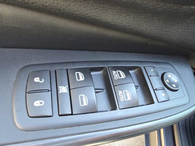 Used 2015 Jeep Cherokee Limited AWD/4WD image 11