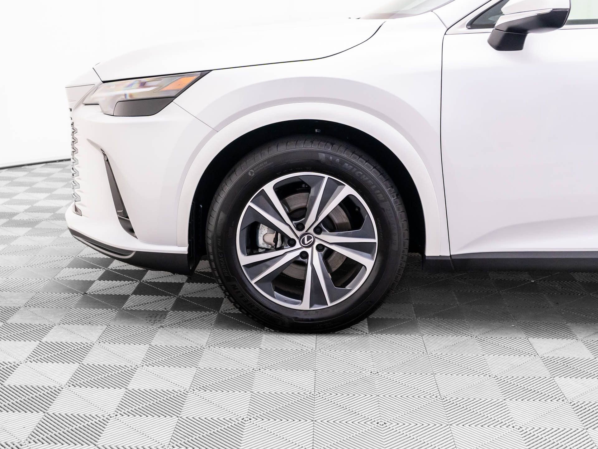 Used 2025 Lexus RX 350 Premium AWD/4WD image 35