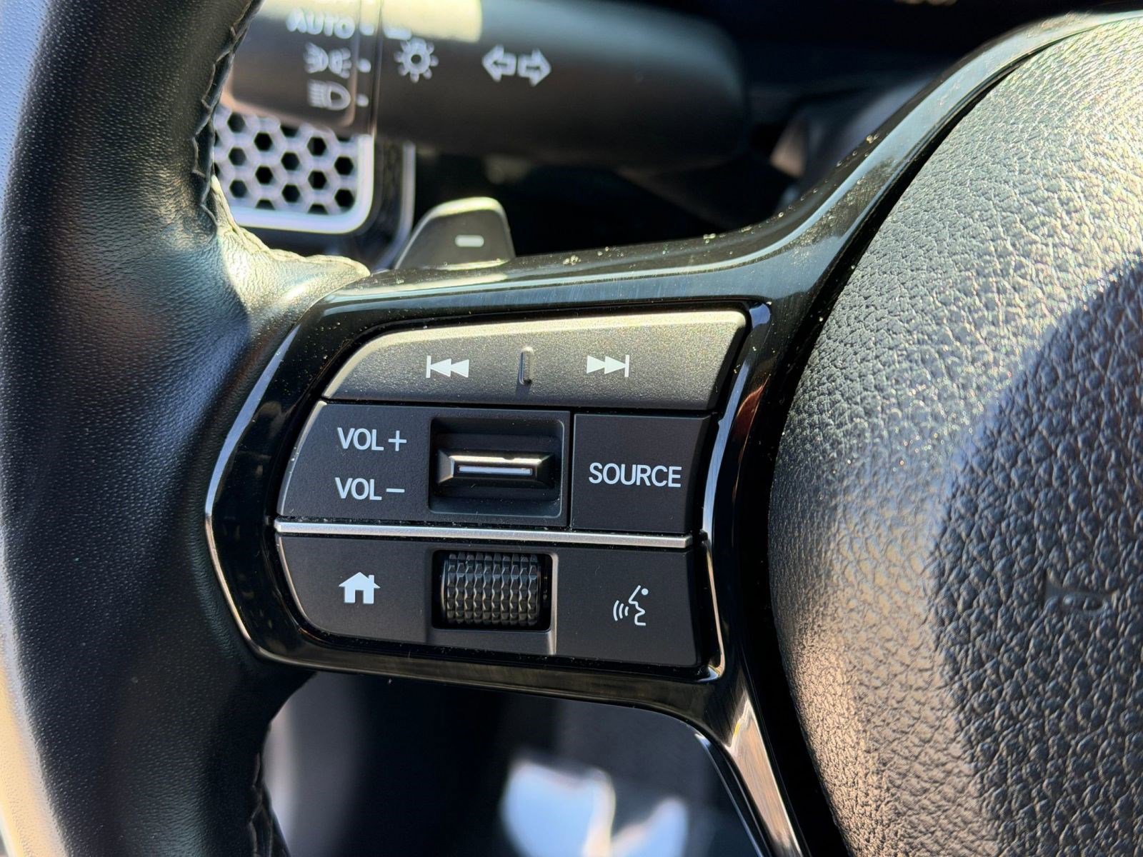 Used 2025 Honda Civic Sport image 17