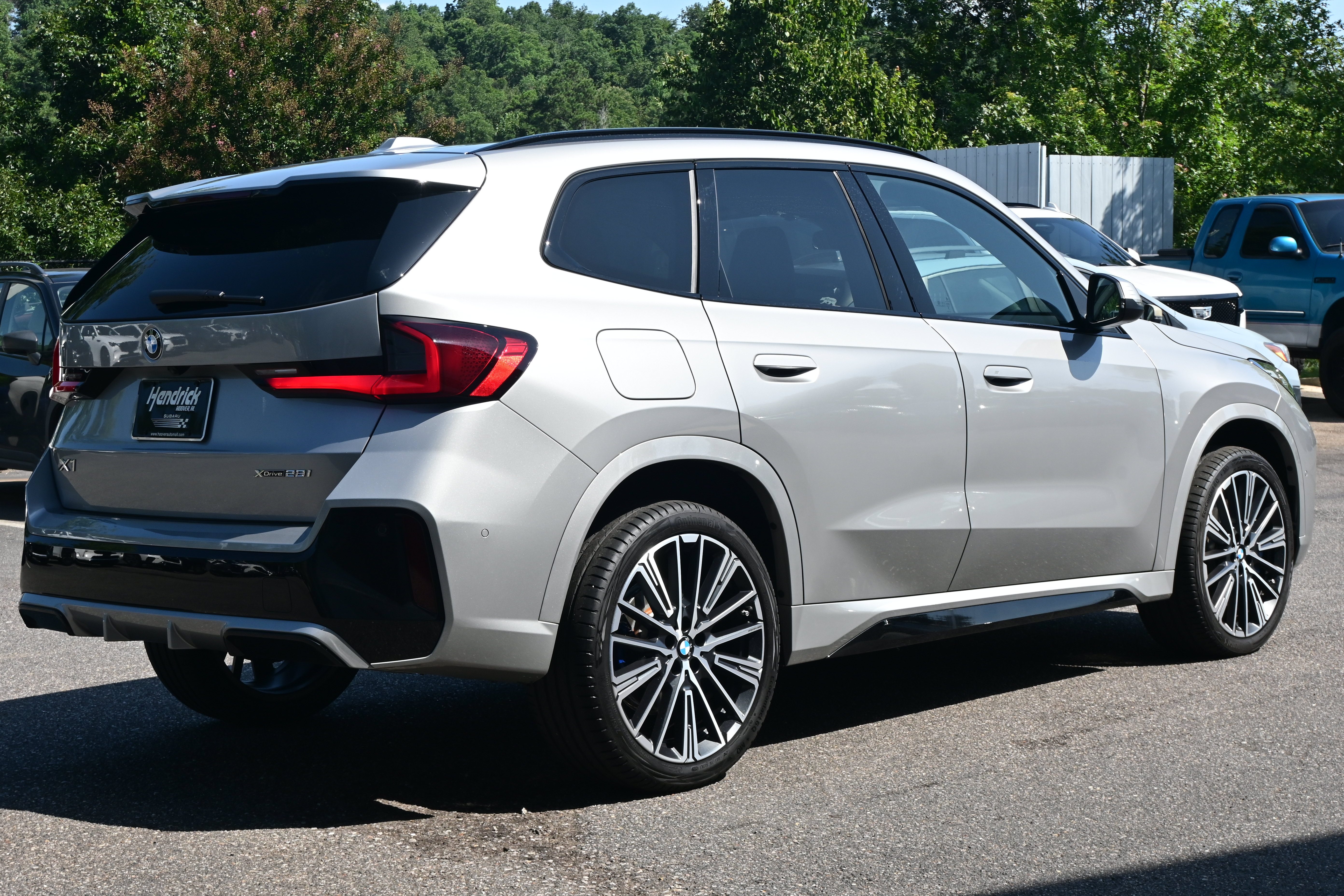 Used 2026 BMW X1 xDrive28i w/ M Sport Package AWD/4WD image 9
