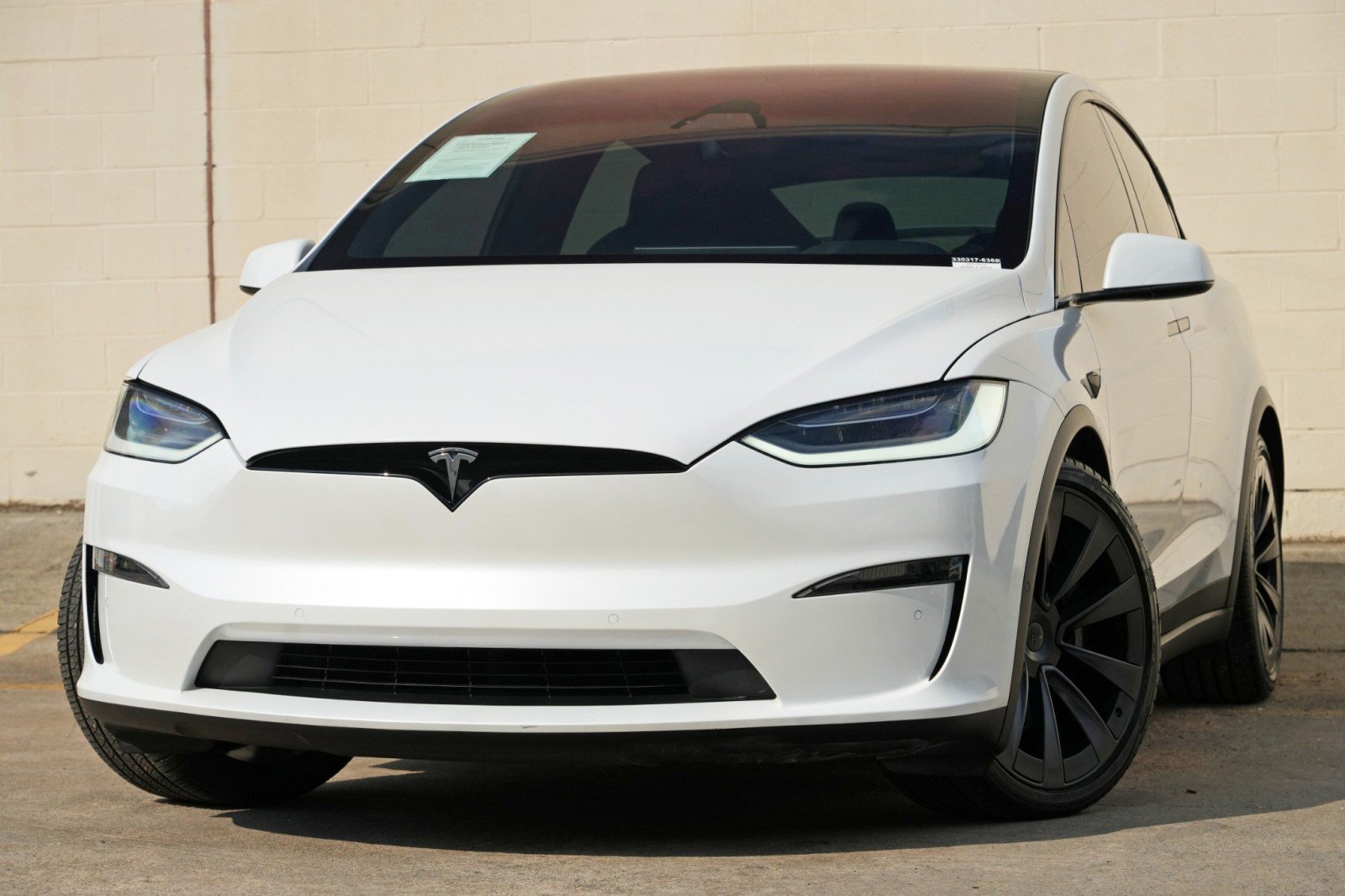 Used 2022 Tesla Model X Plaid AWD/4WD image 3