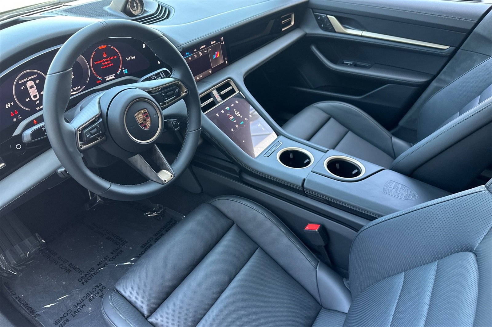 New 2025 Porsche Taycan GTS image 4