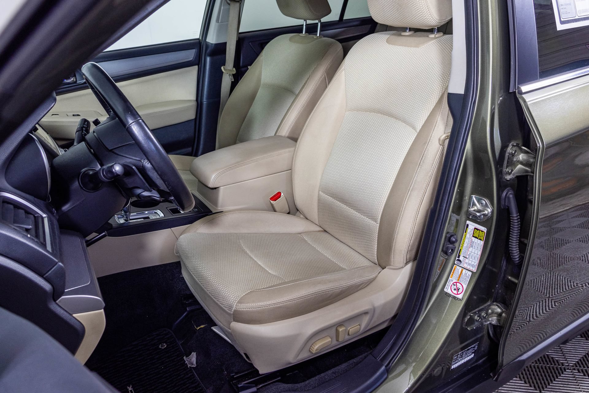 Used 2015 Subaru Outback 2.5i Premium w/ Popular Package #3 AWD/4WD image 24