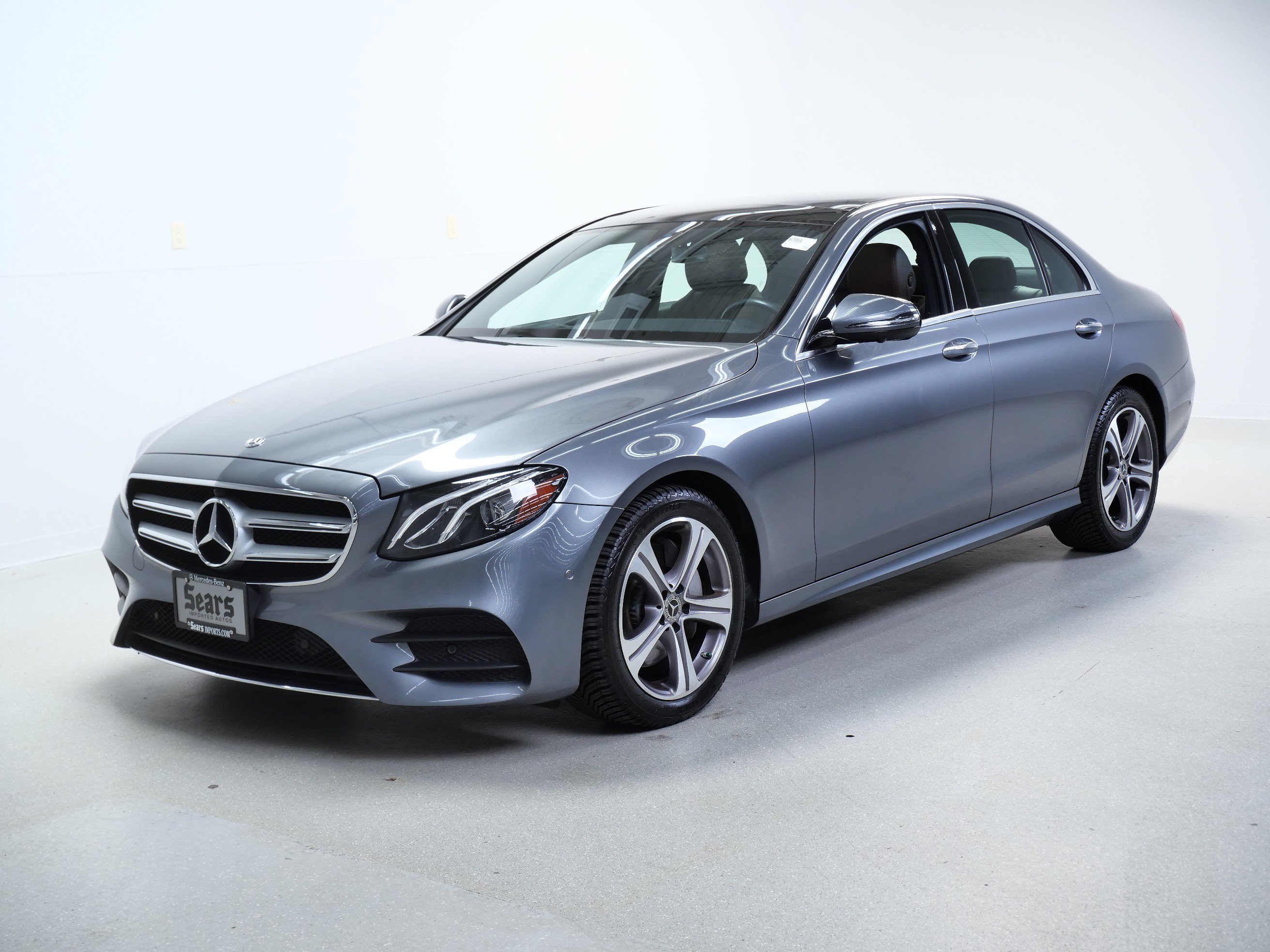 Used 2020 Mercedes-Benz E 350 4MATIC Sedan image 9