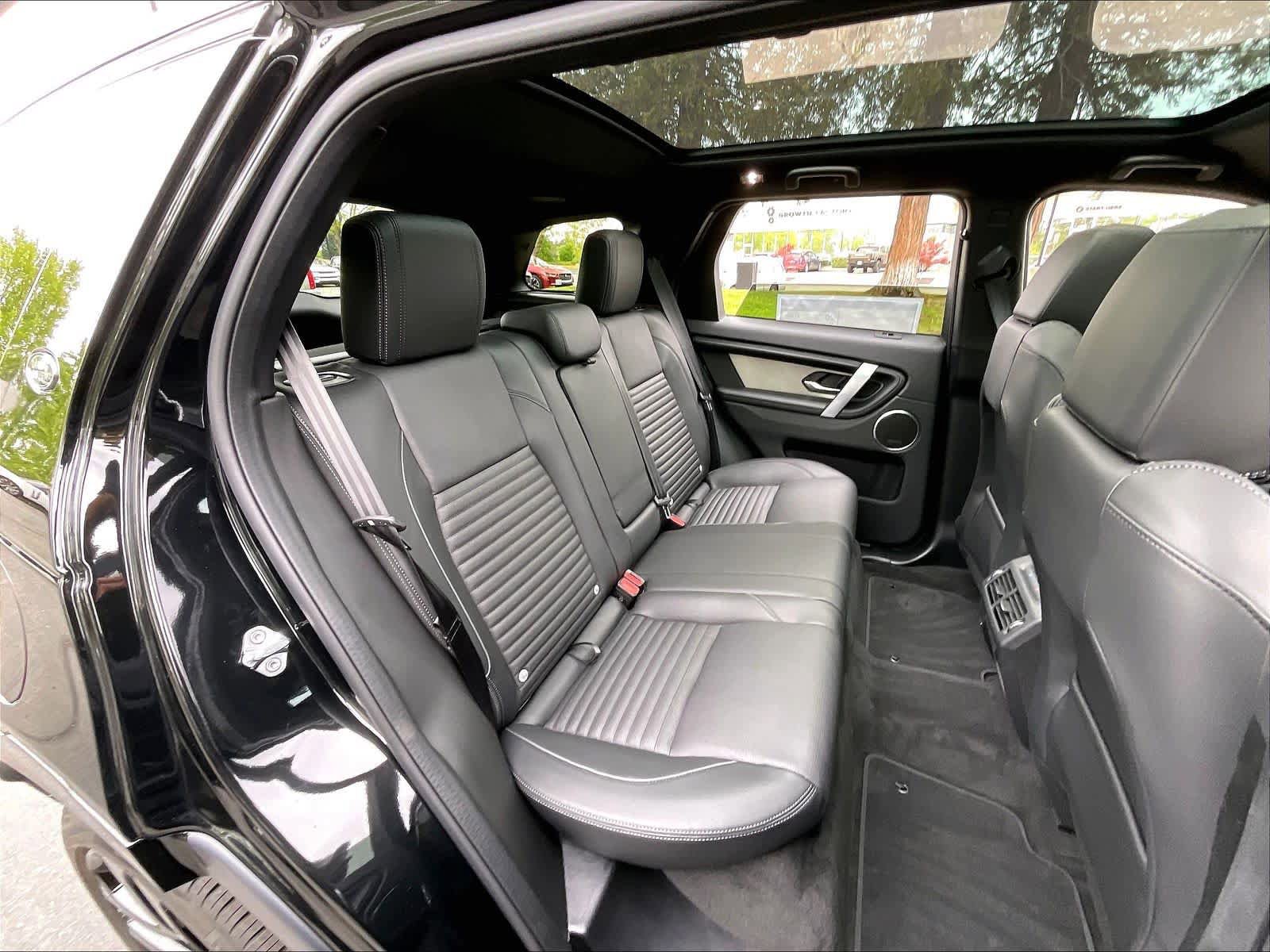 New 2026 Land Rover Discovery Sport Landmark AWD/4WD image 27
