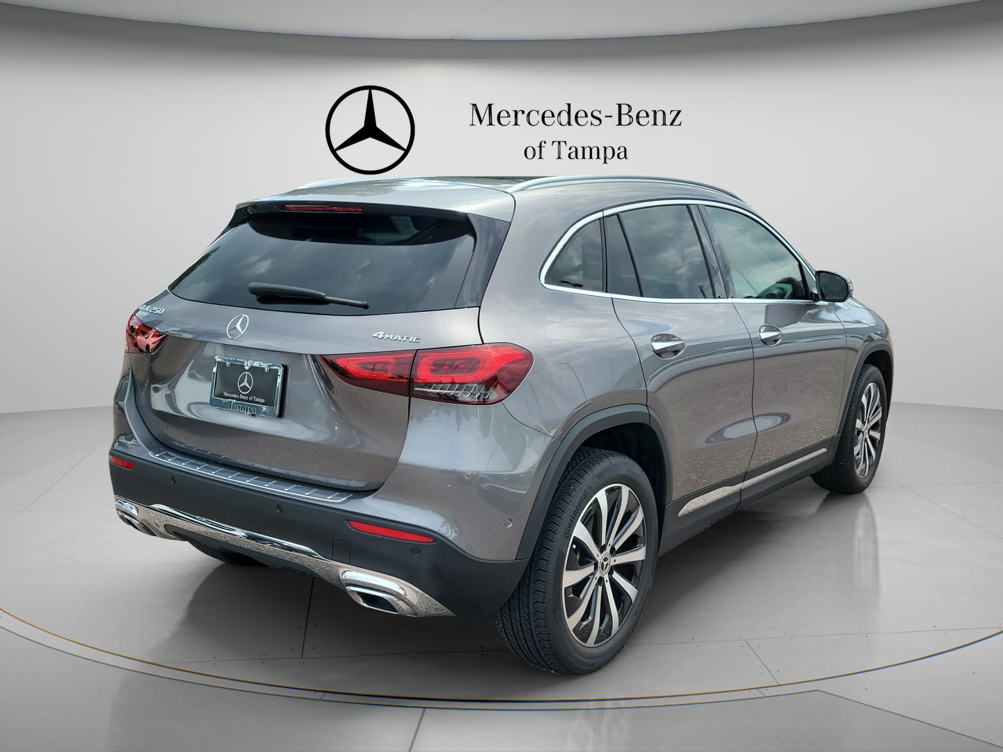 Used 2022 Mercedes-Benz GLA 250 4MATIC image 3